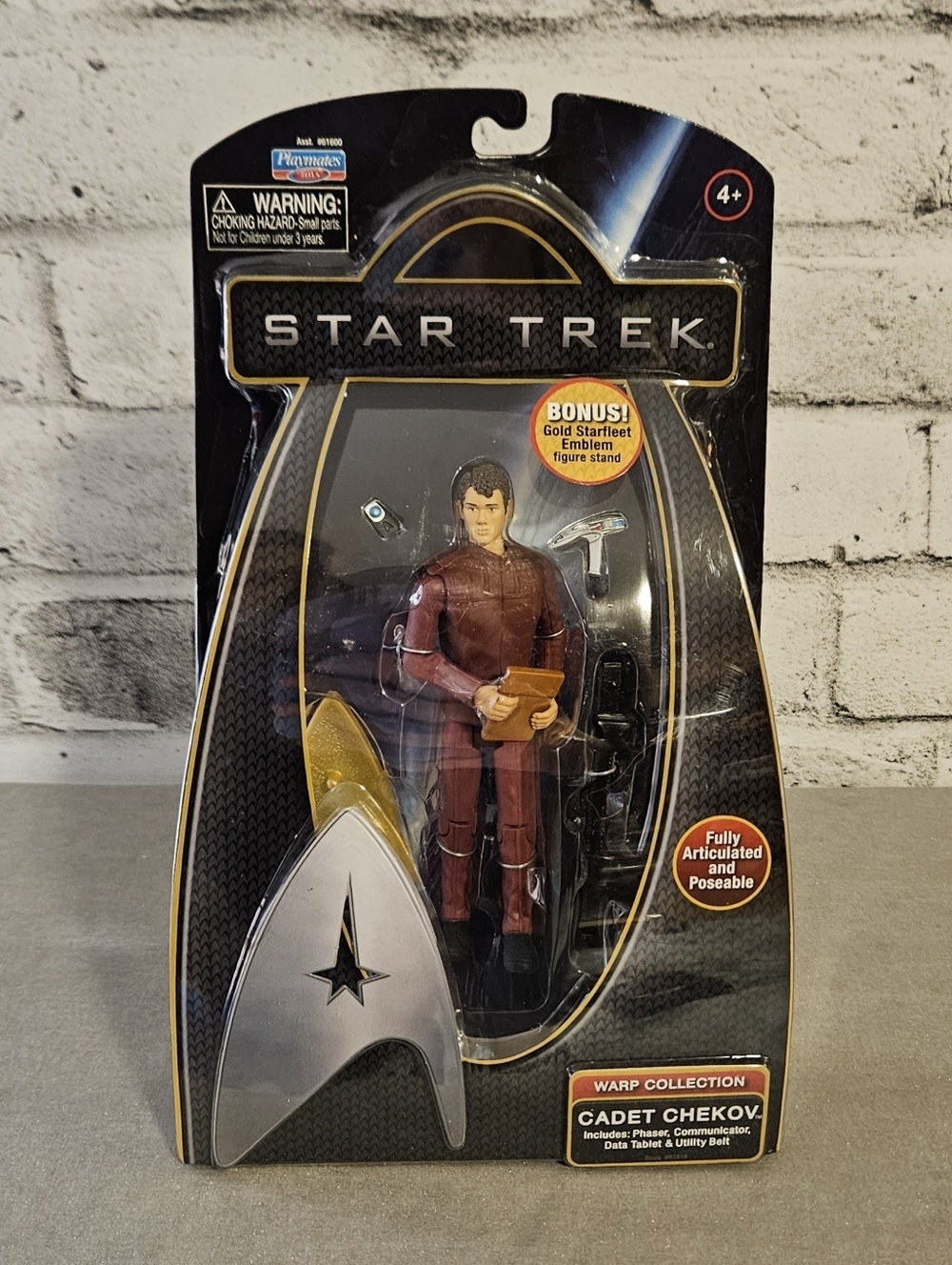 Star Trek 2009 Cadet Chekov Figure Warp Collection NIB Playmates - Picture 4 of 11